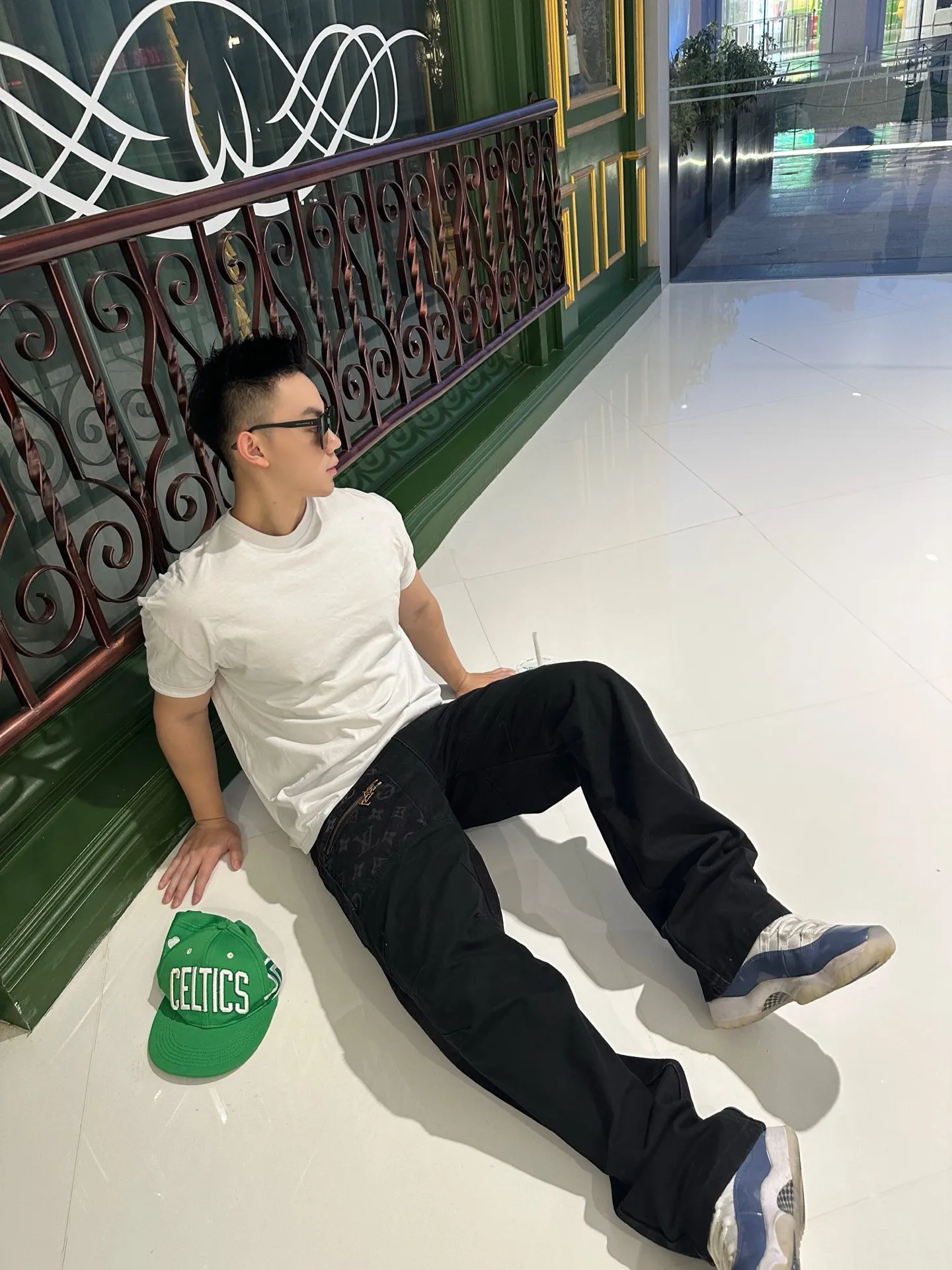 Louis Vuitton/